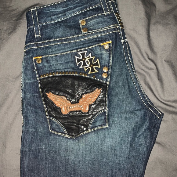 Robins Jeans - Picture 4 of 6